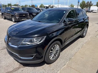 Used 2016 Lincoln MKX Select w/ Climate Package