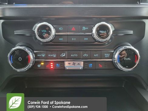 New 2026 Ford F250 Lariat w/ Black Appearance Package image 33