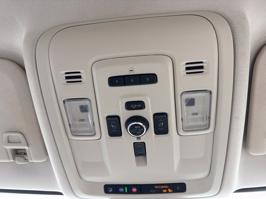 Used 2023 GMC Yukon Denali AWD/4WD image 22