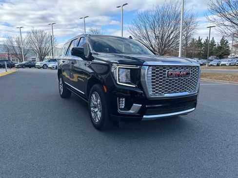 Used 2024 GMC Yukon Denali image 1