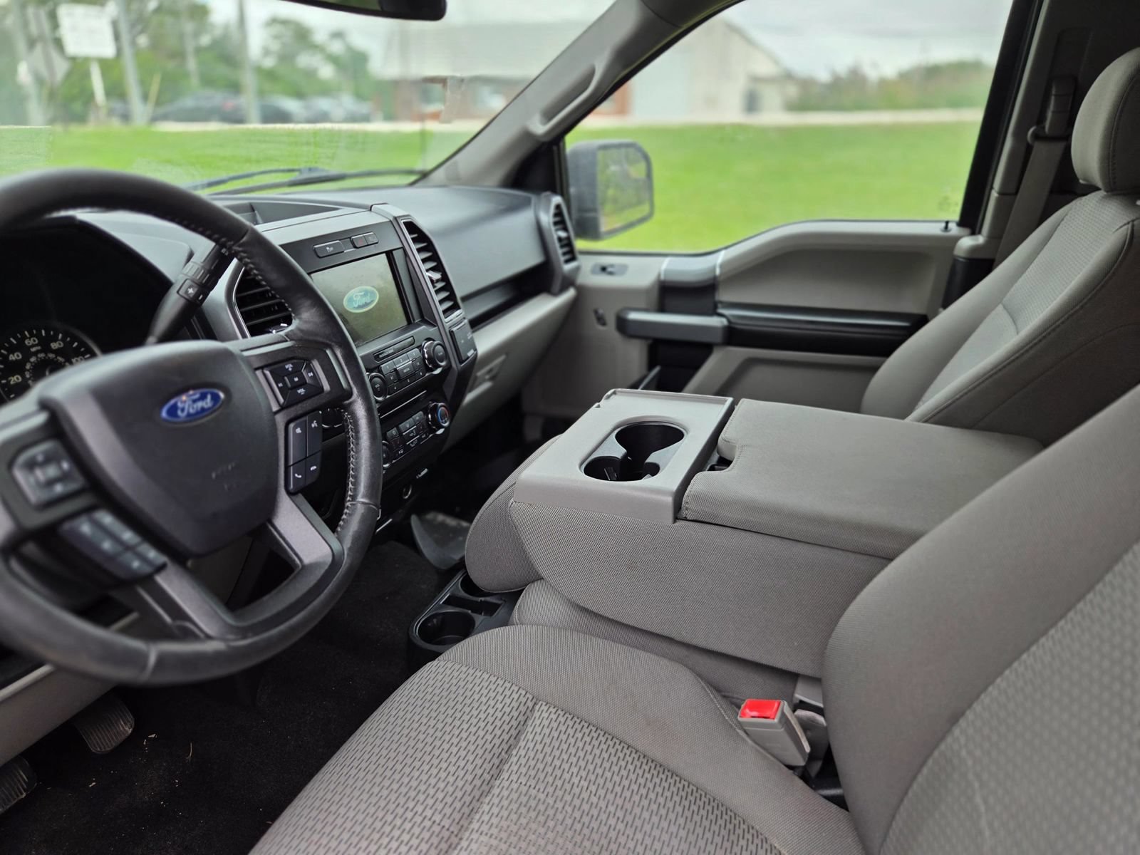 Used 2018 Ford F150 XLT w/ Equipment Group 302A Luxury AWD/4WD image 7