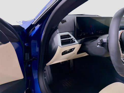 New 2026 BMW 430i xDrive w/ M Sport Package image 10