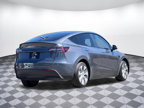 Used 2023 Tesla Model Y Long Range AWD/4WD image 8