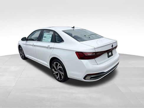 New 2026 Volkswagen Jetta SEL FWD image 5