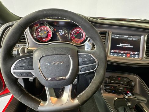 Used 2023 Dodge Challenger SRT Hellcat w/ Driver Convenience Group image 11