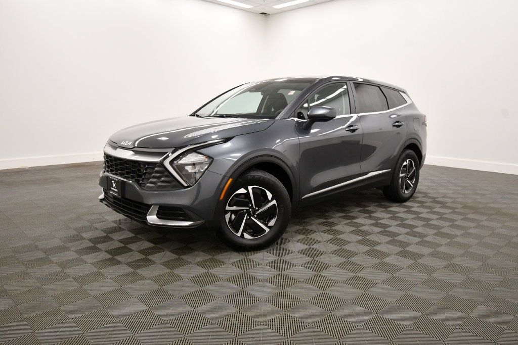 Certified 2023 Kia Sportage LX AWD/4WD image 2
