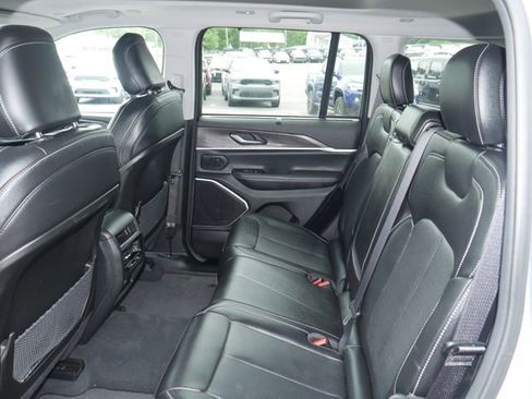 Used 2023 Jeep Grand Cherokee 4WD 4xe w/ Luxury Tech Group II image 26