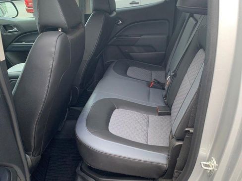 Used 2018 Chevrolet Colorado Z71 AWD/4WD image 13