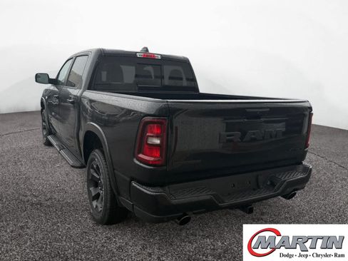 New 2026 RAM 1500 Big Horn AWD/4WD image 7