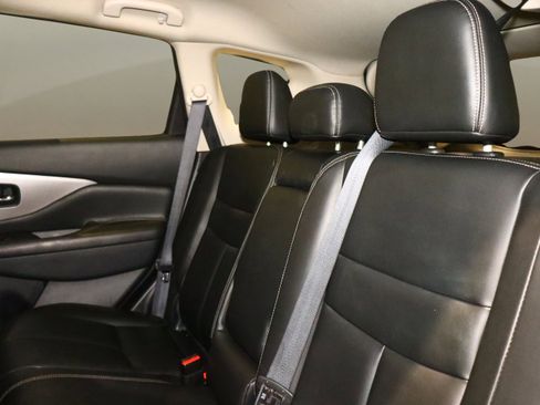 Used 2023 Nissan Murano SV image 16