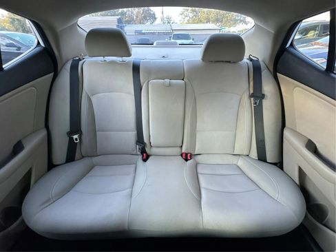 Used 2015 Kia Optima LX image 19