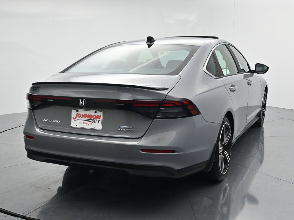 Used 2023 Honda Accord Sport image 6