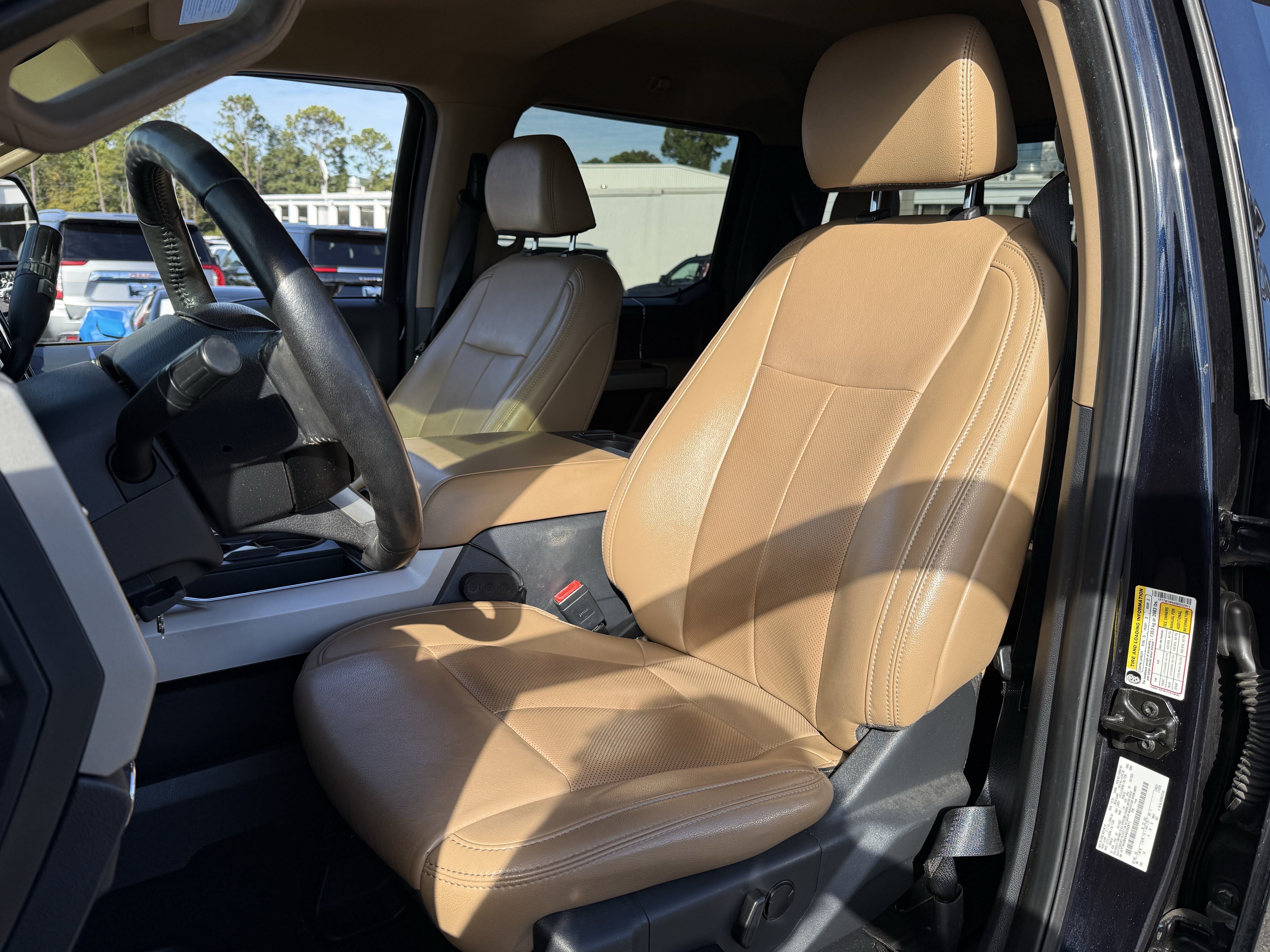 Used 2022 Ford F250 Lariat w/ FX4 Off-Road Package AWD/4WD image 7
