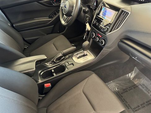 Used 2023 Subaru Crosstrek 2.0i AWD/4WD image 17