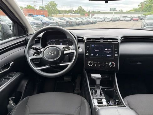 Certified 2023 Hyundai Tucson SEL AWD/4WD image 19