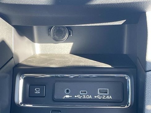 New 2025 Subaru Ascent Limited w/ Popular Package #1 image 16