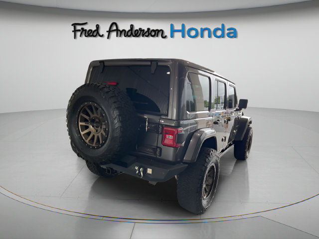 Used 2018 Jeep Wrangler Unlimited Sahara AWD/4WD image 5