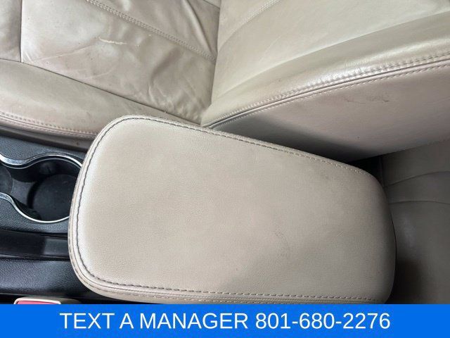 Used 2013 Chrysler 200 Limited FWD image 24