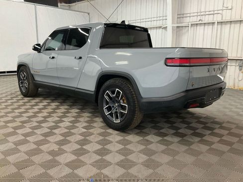 Used 2022 Rivian R1T Adventure image 3
