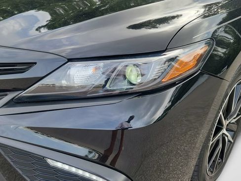 Certified 2022 Toyota Camry SE w/ Convenience Package FWD image 26