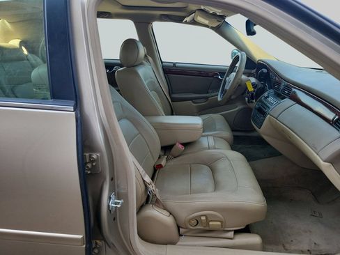 Used 2005 Cadillac De Ville w/ Deville Premium Package FWD image 35