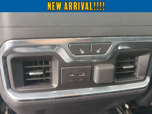 Used 2019 Chevrolet Silverado 1500 LTZ w/ LTZ Plus Package AWD/4WD image 29
