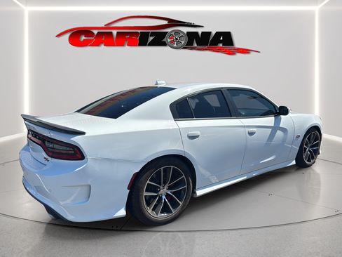 Used 2016 Dodge Charger R/T Scat Pack w/ Technology Group RWD image 5