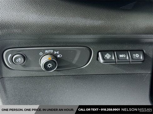 Used 2023 Buick Envision Essence w/ Technology Package I image 10