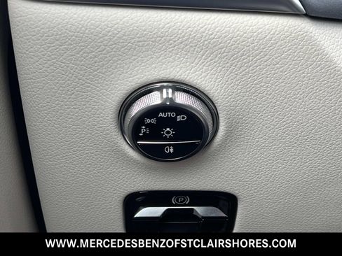 Used 2026 Mercedes-Benz GLC 300 4MATIC image 33