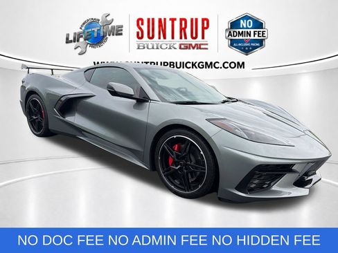 Used 2022 Chevrolet Corvette Stingray Coupe w/ 1LT RWD image 8
