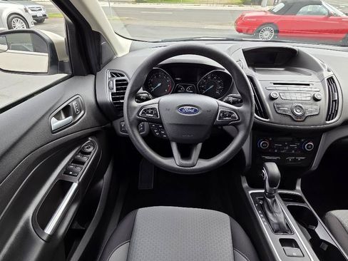 Used 2018 Ford Escape SE AWD/4WD image 17