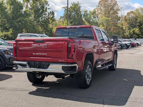 Used 2025 GMC Sierra 2500 SLT w/ SLT Premium Package image 4