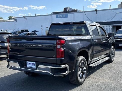 Used 2022 Chevrolet Silverado 1500 LT AWD/4WD image 2
