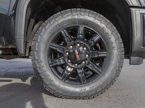 Used 2024 GMC Sierra 2500 AT4 w/ Technology Package image 12