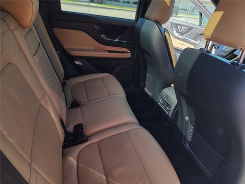 Used 2022 Lincoln Corsair Reserve FWD image 22