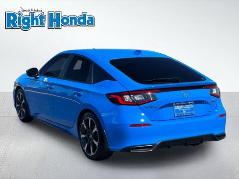 Used 2025 Honda Civic Sport Touring image 4