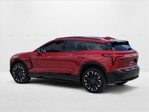 New 2025 Chevrolet Blazer EV RS image 7