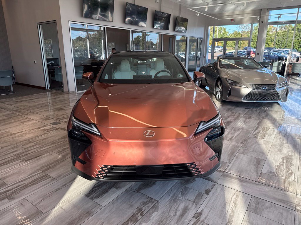 New 2026 Lexus ES 500e w/ Convenience Package AWD/4WD image 2