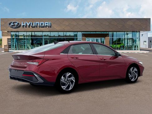 New 2026 Hyundai Elantra Limited FWD image 8