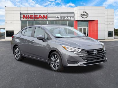 New 2025 Nissan Versa SV w/ Trunk Package