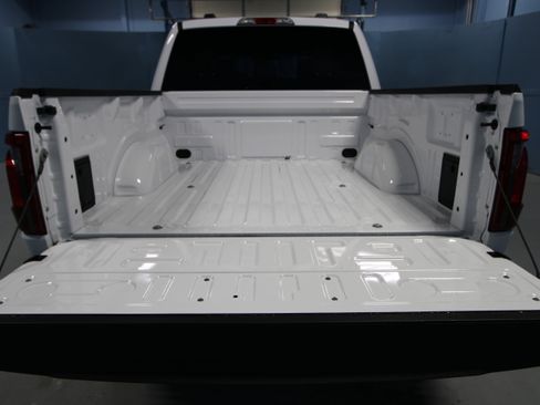 New 2025 Ford F150 XL w/ Equipment Group 103A High image 35