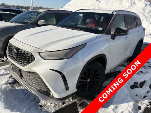 Used 2023 Toyota Highlander XSE AWD/4WD image 1