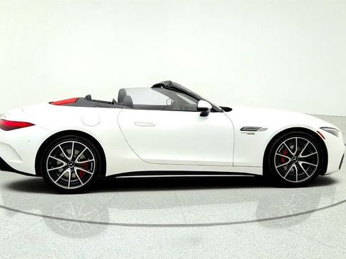 Used 2023 Mercedes-Benz SL 55 AMG 4MATIC image 4