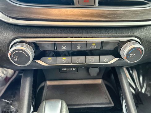 Certified 2024 Nissan Altima 2.5 SV image 16