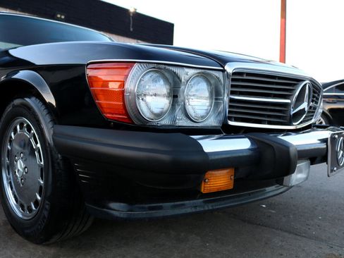 Used 1986 Mercedes-Benz 560 SL image 17