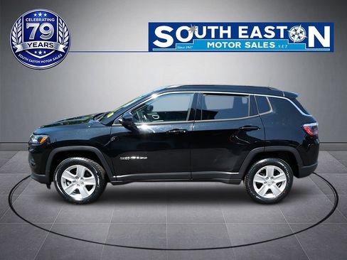 Used 2022 Jeep Compass Latitude w/ Convenience Group AWD/4WD image 8