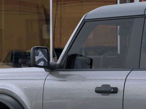 New 2025 Ford Bronco 4-Door image 23