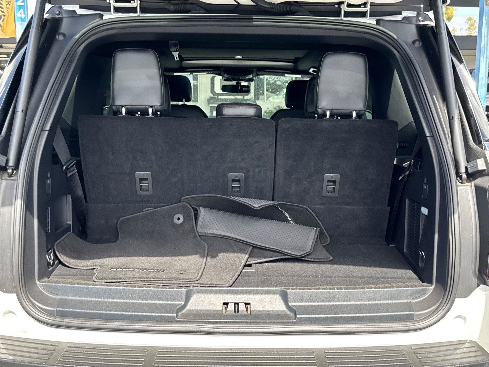 Certified 2024 Ford Expedition Limited AWD/4WD image 10