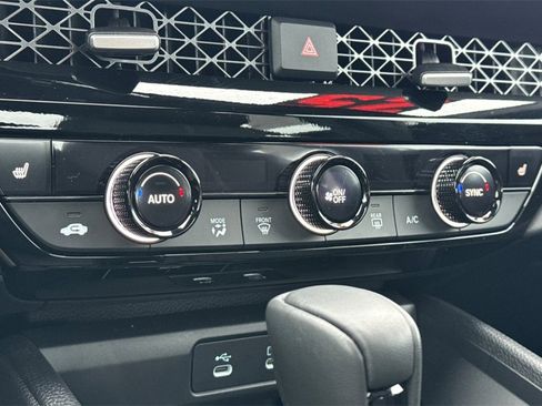 Certified 2025 Honda Accord Sport image 17