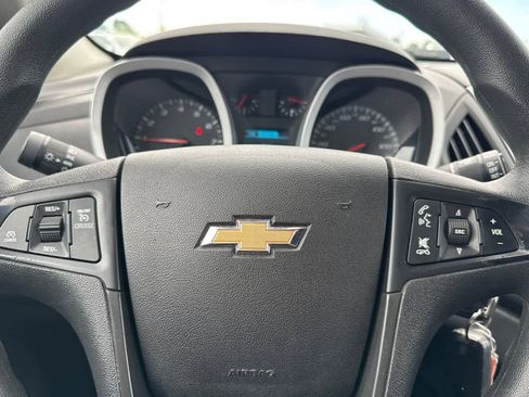 Used 2013 Chevrolet Equinox LS image 22